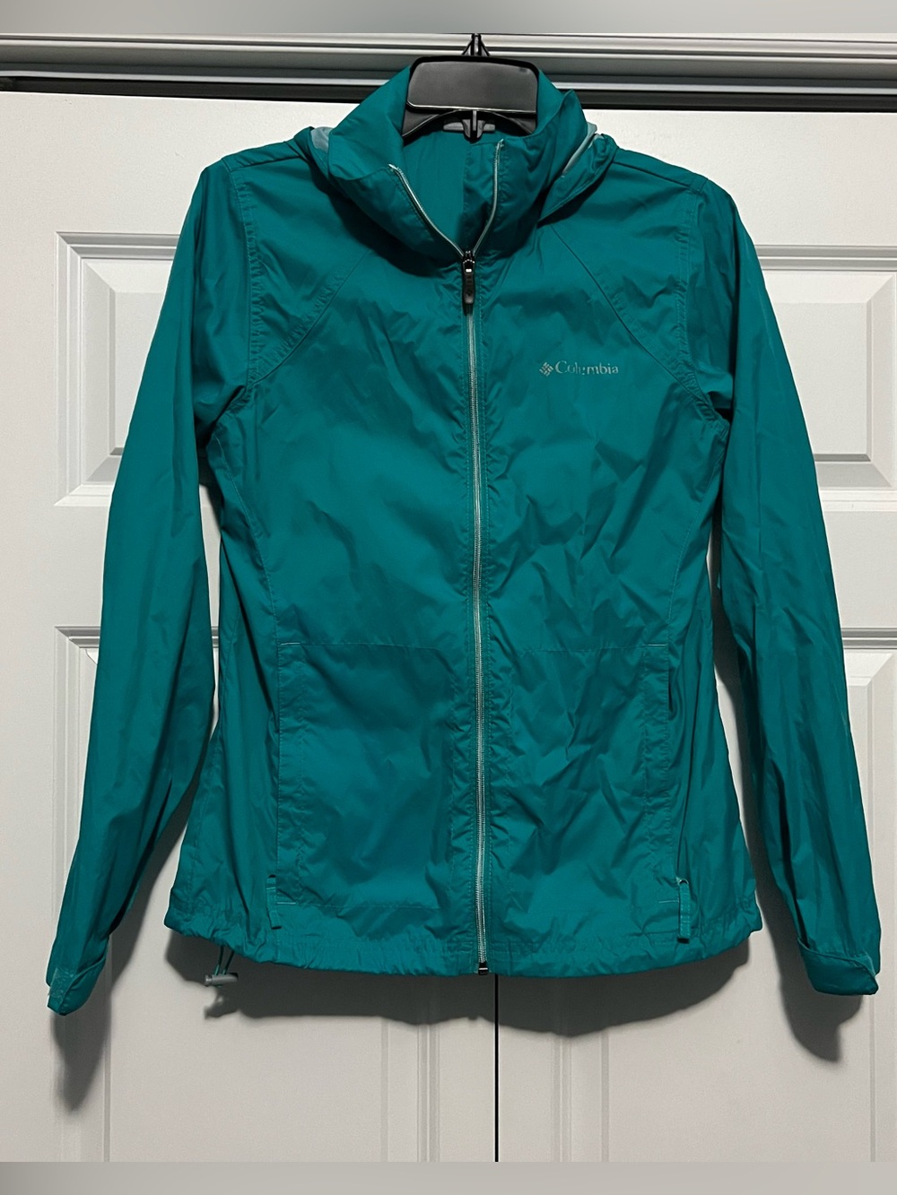 Columbia Teal Women's Windbreaker
